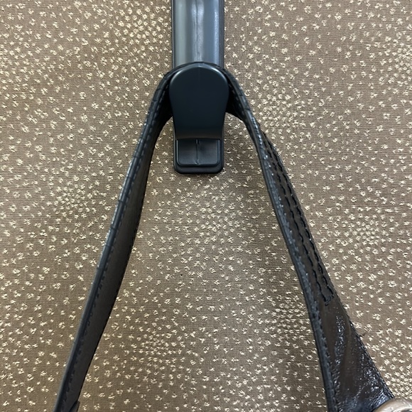 🔥🔥🔥Coach Black Signature Hobo Shoulder Bag - Picture 3 of 15